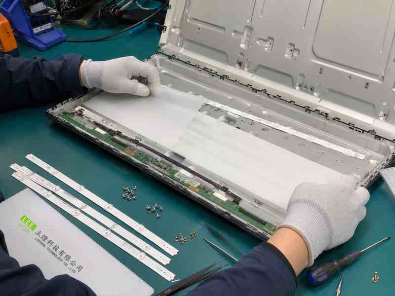 友达屏G121EAN01.1替代屏需要看背光吗？液晶屏电压、功率与PWM核对指南